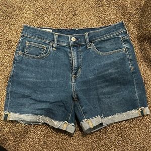 Gap 5 inch denim shorts